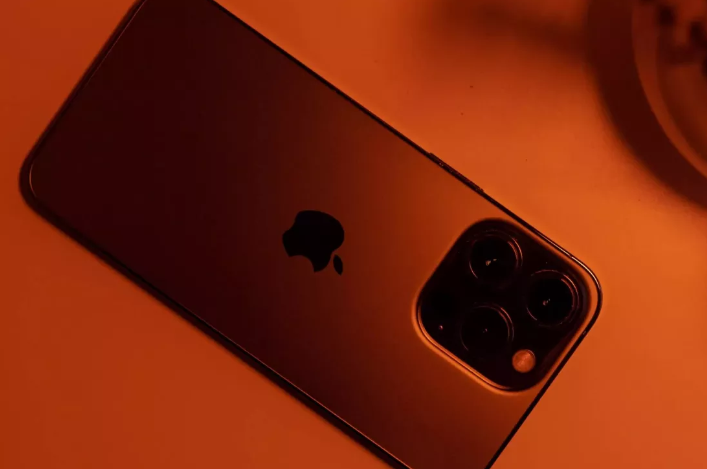 iPhone 15 Pro có thể chạy Windows 11 nhưng khởi động hơn 20 phút iPhone 15 Pro có thể chạy Windows 11 nhưng khởi động hơn 20 phút