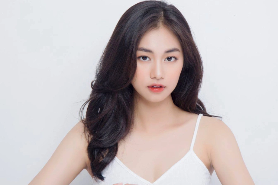 Ngân Hòa bị suy thận mạn giai đoạn cuối ở tuổi 29: Loạt vai diễn từ Vua bánh mỳ, Một bước yêu vạn dặm đau. Ngân Hòa bị suy thận mạn giai đoạn cuối ở tuổi 29: Loạt vai diễn từ Vua bánh mỳ, Một bước yêu vạn dặm đau.