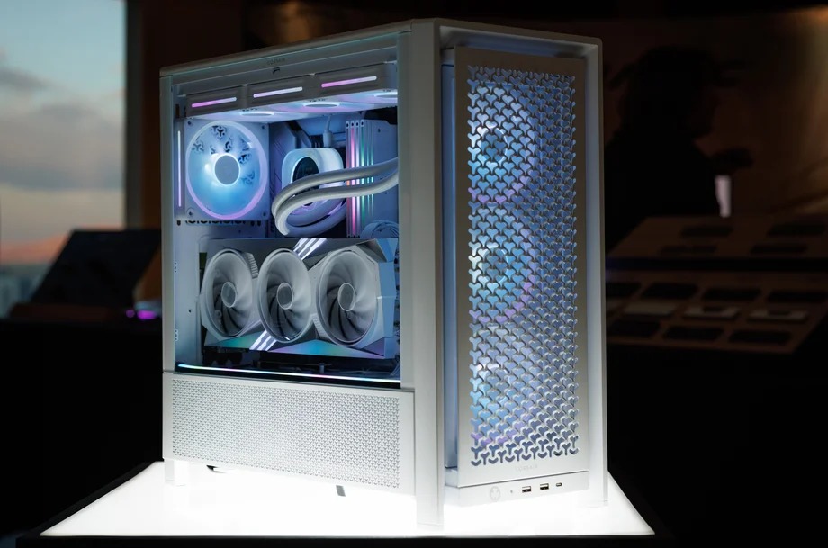 CES2025-8878CROPPED-width-920-format-webp